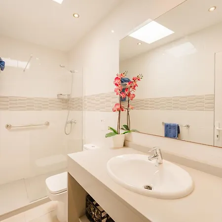 Casa vacanze Old Town Reina Sofia 3 *