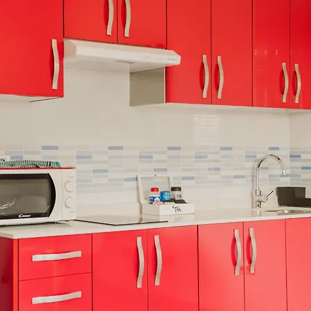 Old Town Reina Sofia 3 卡门港