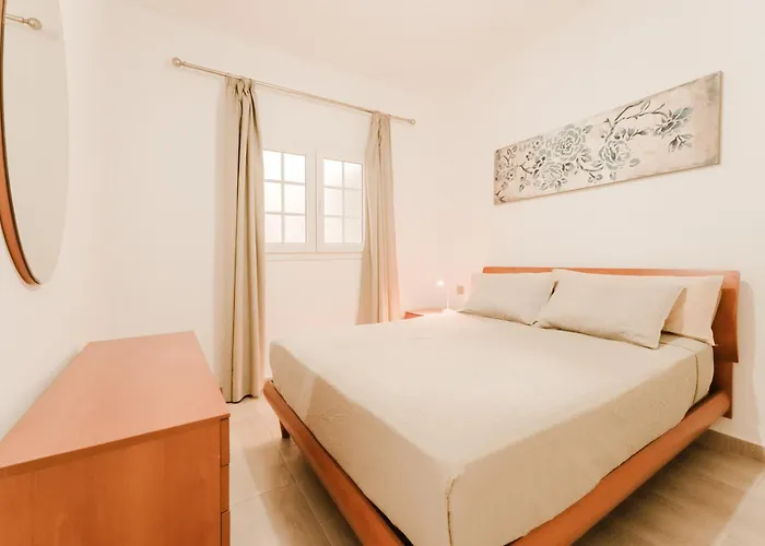 Old Town Reina Sofia 3 * بويرتو ذيل كارمين