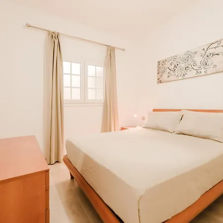 Old Town Reina Sofia 3 * بويرتو ذيل كارمين